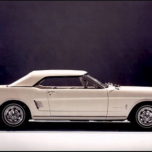 Mustang concept car "MUSTANG II"