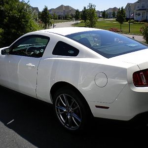 2011 GT 002