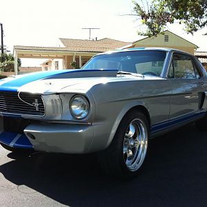 1966 MUSTANG 331 STROKER, CAM, 5 SPEED STICK,
650 HOLLY