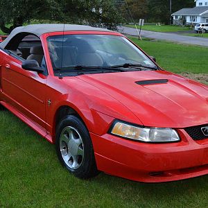 2000 Mustang before any mods