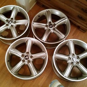 Picked up some mint condition 19" GT Premium wheels from someone on Craigslist. Will be wrapping these in Hankook Ventus V12 Evo K110's for the summer
