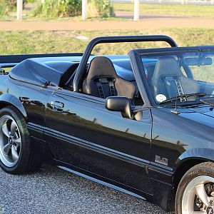 A good look at my Recaro seats & rare fiberglass tonneau cover