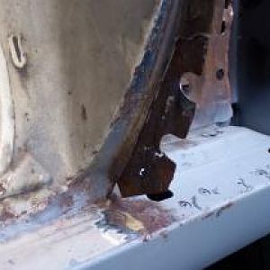 After removing L/S quarter skin I found a rotted section of the lower portion of the "B" pillar at the rocker panel.