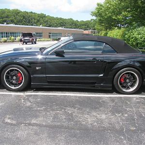 Side skirts
