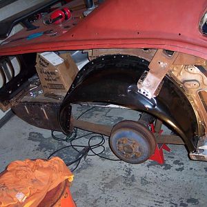 Test fit of r/s outer wheel house.