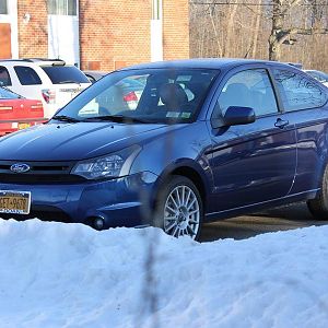 2009 Focus SES coupe with 5-speed manual. Gonna be driving this around for a few years until I can afford another 2011-14 Mustang.