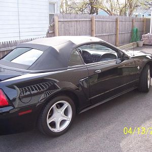 1999 Mustang GT Convertible 003