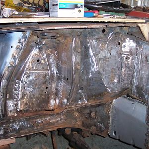 9/5/16 Finished cleaning old undercoating off l/s shock tower, inner fender panels, & fire wall.