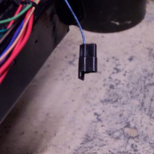 1/30/18 Hooked up the wires for the l/s turn signal.
